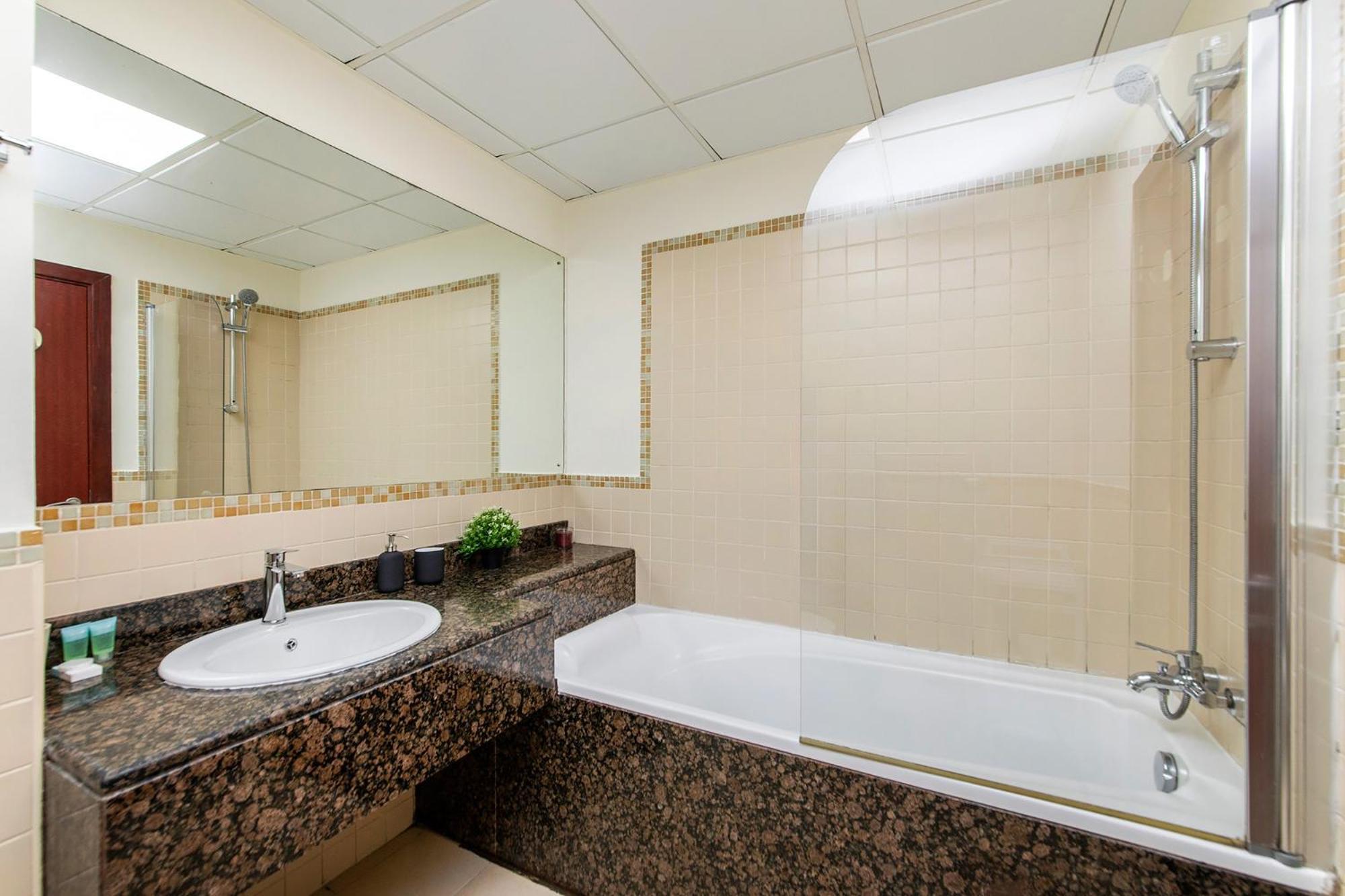 Premium 2Bdr Apartment See View Bahar 4 Jbr ดูไบ ภายนอก รูปภาพ